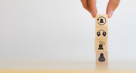 你爱的不是我,你心里还藏着谁,你爱的不是我,是否是我错了,是什么歌里的？