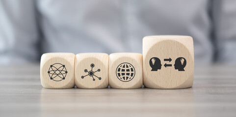 你爱的不是我,你心里还藏着谁,你爱的不是我,是否是我错了,是什么歌里的？